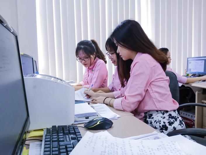 Ảnh nhân viên công ty dịch thuật A2Z