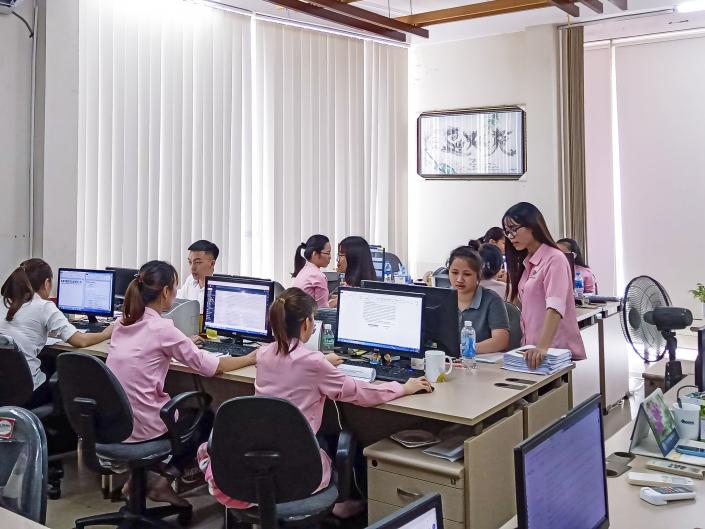 Ảnh nhân viên công ty dịch thuật A2Z 02