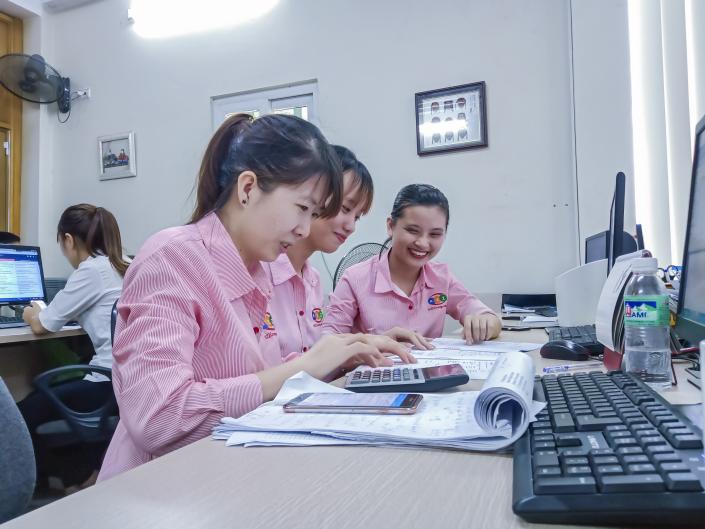 Ảnh nhân viên công ty dịch thuật A2Z